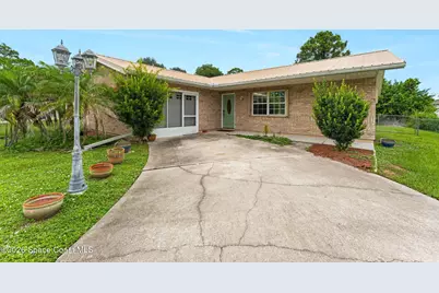1675 Saipan Street SE, Palm Bay, FL 32909 - Photo 7