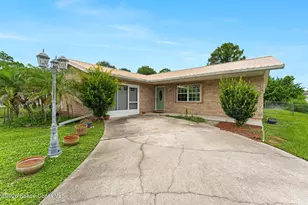 1675 Saipan St SE, Palm Bay, FL 32909 - Photo 7
