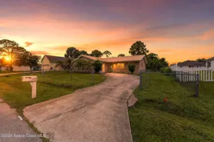 1675 Saipan St SE, Palm Bay, FL 32909 - Photo 1