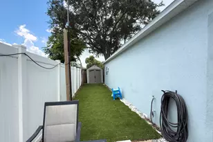 2700 Maderia Cir, Melbourne, FL 32935 - Photo 23