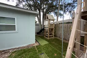 2700 Maderia Cir, Melbourne, FL 32935 - Photo 21