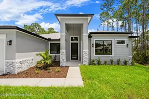 1749 Hayworth Cir NW, Palm Bay, FL 32907 - Photo 3