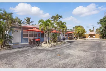 1381 S Orlando Avenue #2, Cocoa Beach, FL 32931 - Photo 3