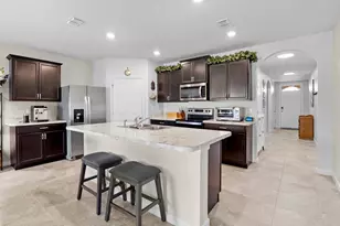 207 Guinevere Dr SW, Palm Bay, FL 32908 - Photo 13