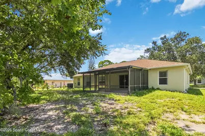 133 Hilton Avenue NW, Palm Bay, FL 32907 - Photo 29
