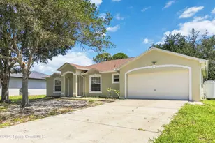 133 Hilton Ave NW, Palm Bay, FL 32907 - Photo 3