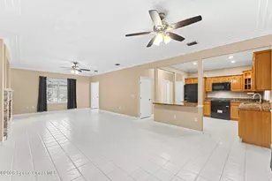 578 Lake Ashley Cir, West Melbourne, FL 32904 - Photo 13