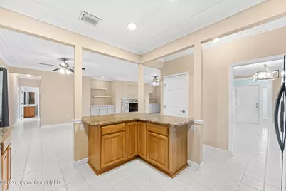 578 Lake Ashley Circle, West Melbourne, FL 32904 - Photo 17