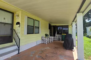 1471 Barefoot Cir, Barefoot Bay, FL 32976 - Photo 5