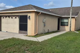 3973 Bayberry Dr, Melbourne, FL 32901 - Photo 3