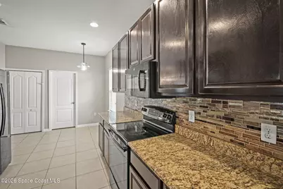 2071 Neveah Avenue NW, Palm Bay, FL 32907 - Photo 11