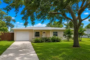 620 Lund Cir, Melbourne, FL 32901 - Photo 45