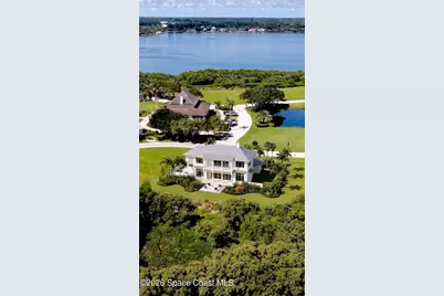 9210 E Marsh Island Drive, Vero Beach, FL 32963 - Photo 19