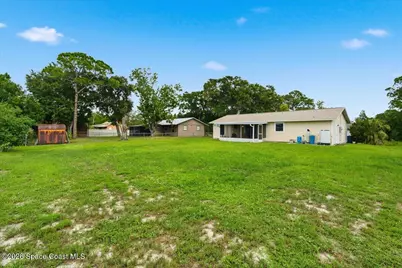 588 Tropicaire Avenue SW, Palm Bay, FL 32908 - Photo 25