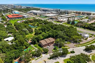 201 Cocoa Isles Blvd, Cocoa Beach, FL 32931 - Photo 39