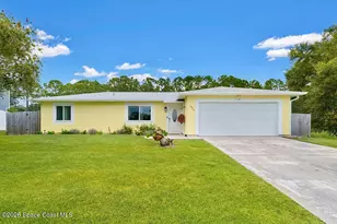 1099 NW Albion Street NW, Palm Bay, FL 32907 - Photo 1