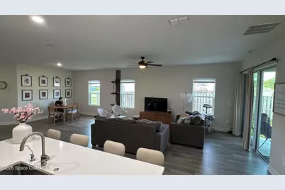 473 Tropicaire Avenue SW, Palm Bay, FL 32908 - Photo 3