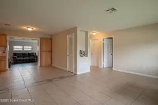 2812 Kingston Ln, Melbourne, FL 32935 - Photo 7