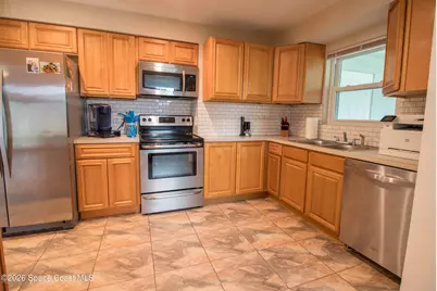 2812 Kingston Lane, Melbourne, FL 32935 - Photo 13