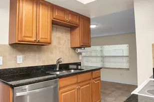 557 Buckingham Ave, Melbourne, FL 32935 - Photo 13
