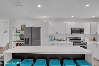 212 S Brevard Avenue S, Cocoa Beach, FL 32931 - Photo 9