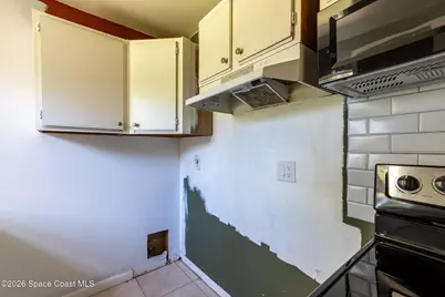 2310 Canterbury Lane, Melbourne, FL 32935 - Photo 49