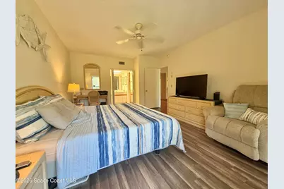6175 S Mirror Lake Drive #207, Sebastian, FL 32958 - Photo 17