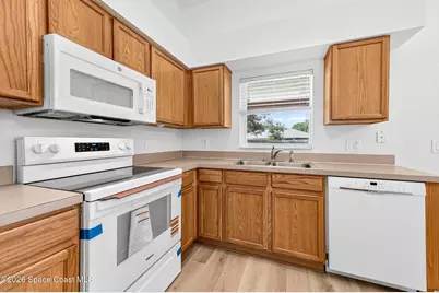 187 Mayfair Street SE, Palm Bay, FL 32909 - Photo 17