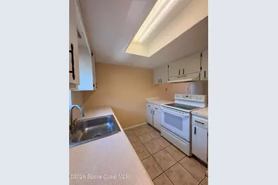248 Berkshire Lane, Melbourne, FL 32935 - Photo 5