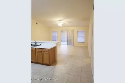 8025 98th Court, Vero Beach, FL 32967 - Photo 11