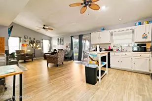 997 Hood St NW, Palm Bay, FL 32907 - Photo 7