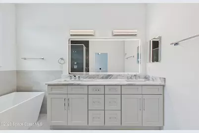 2094 Hyde Parkway, Melbourne, FL 32901 - Photo 17