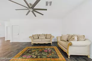 2094 Hyde Pkwy, Melbourne, FL 32901 - Photo 19