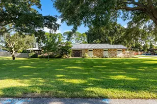 530 Hidden Creek Dr, Merritt Island, FL 32952 - Photo 1