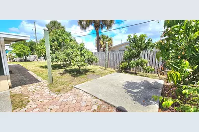 1380 Floral Lane, Merritt Island, FL 32952 - Photo 17