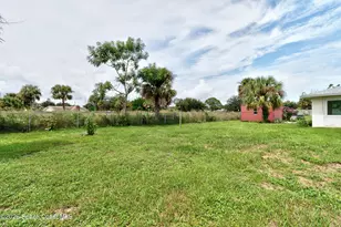9884 Pine St, Micco, FL 32976 - Photo 23