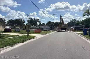 7816 Ridein Rd, Tampa, FL 33618 - Photo 3