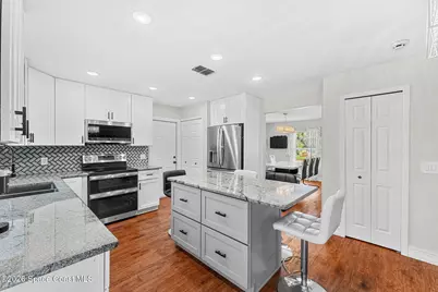 360 Hanford Road SW, Palm Bay, FL 32908 - Photo 11