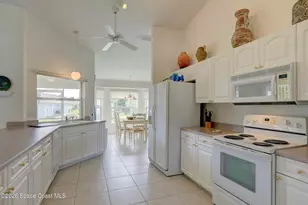 990 Genesee Ave, Sebastian, FL 32958 - Photo 13