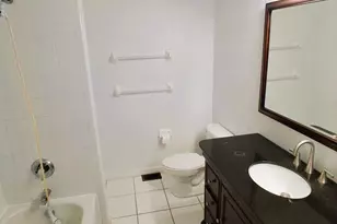1335 Hampton Park Ln, Melbourne, FL 32940 - Photo 9