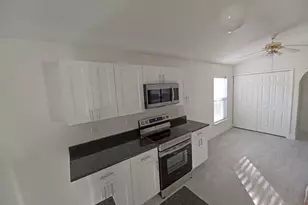 1125 White Oak Cir, Melbourne, FL 32934 - Photo 7
