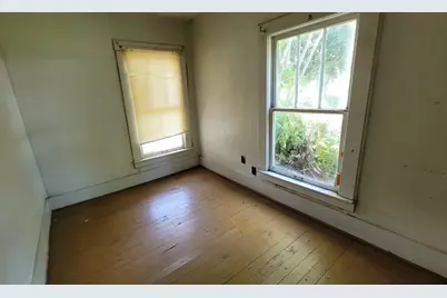 2345 Broadway Avenue, Mims, FL 32754 - Photo 9