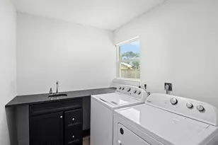 807 Ballard Dr, Melbourne, FL 32935 - Photo 27