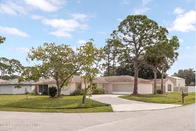 267 Aquarius Avenue SE, Palm Bay, FL 32909 - Photo 3