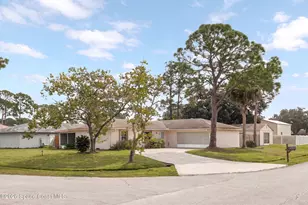 267 Aquarius Ave SE, Palm Bay, FL 32909 - Photo 3