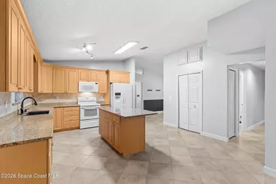 735 Pineda Avenue NE, Palm Bay, FL 32907 - Photo 13