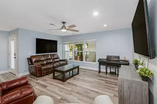 517 Summerset Ct, Indian Harbour Beach, FL 32937 - Photo 7