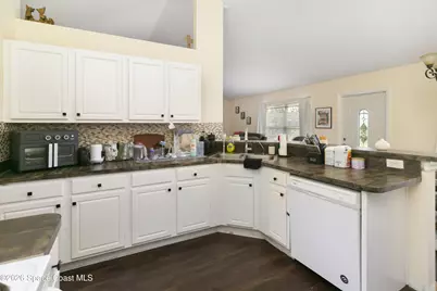 382 Hatcher Street SE, Palm Bay, FL 32909 - Photo 13