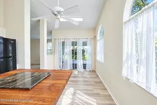 933 Wateroak Dr NE, Palm Bay, FL 32905 - Photo 17