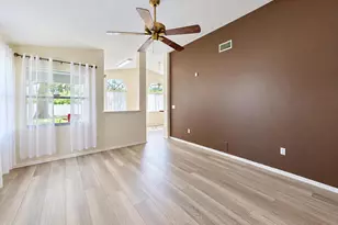 933 Wateroak Dr NE, Palm Bay, FL 32905 - Photo 13